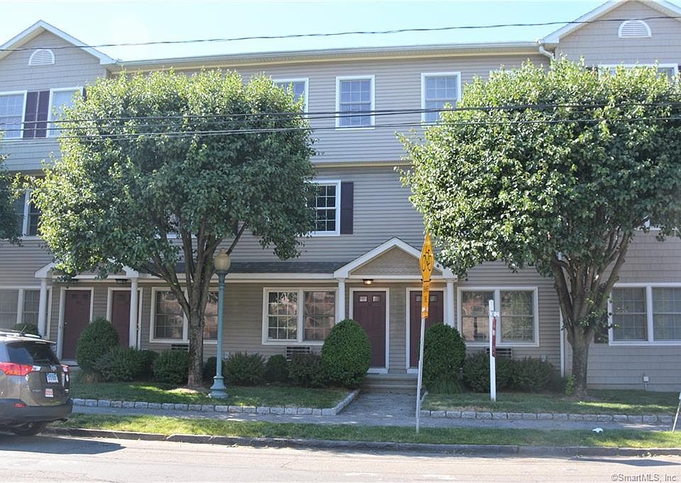1st image of 28 3rd St #52