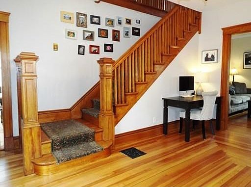 2nd image of 21 Oak St