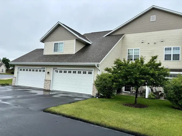W197N16952 Stonewall DRIVE, Jackson, WI 53037