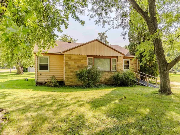 124 Proper St N, Harris, IA 51345