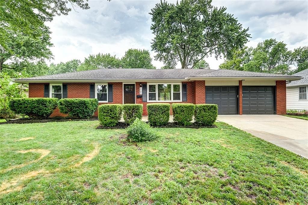 1103 E Ridgeway Dr, Olathe, KS 66061 Zillow