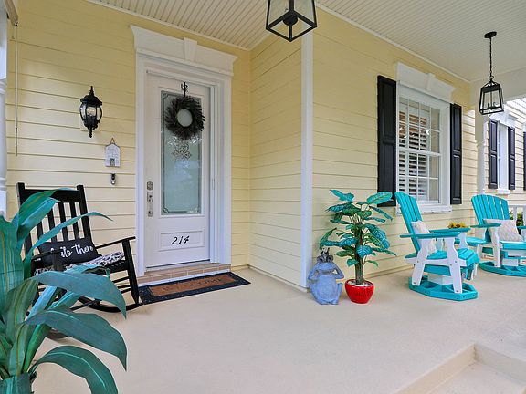 2nd image of 214 Marlberry Circle