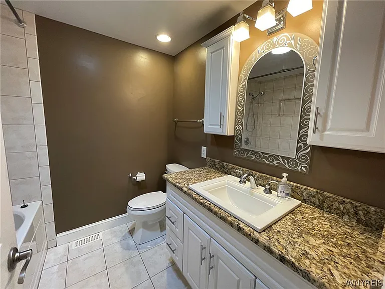 16 W Klein Rd — Photo 6