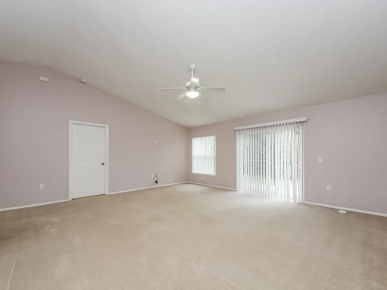 155 Pompei Dr — Photo 2
