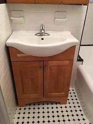 Rented by Axxess Realty Group | media 8