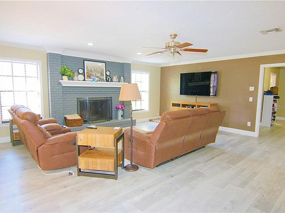 5th image of 1835 S Tanner Ct