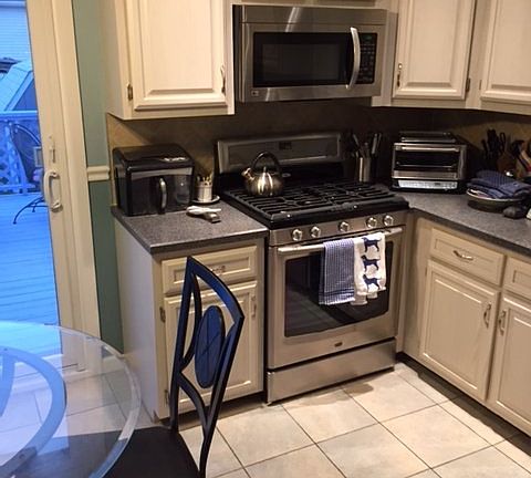 4th image of 104 Labau Ave
