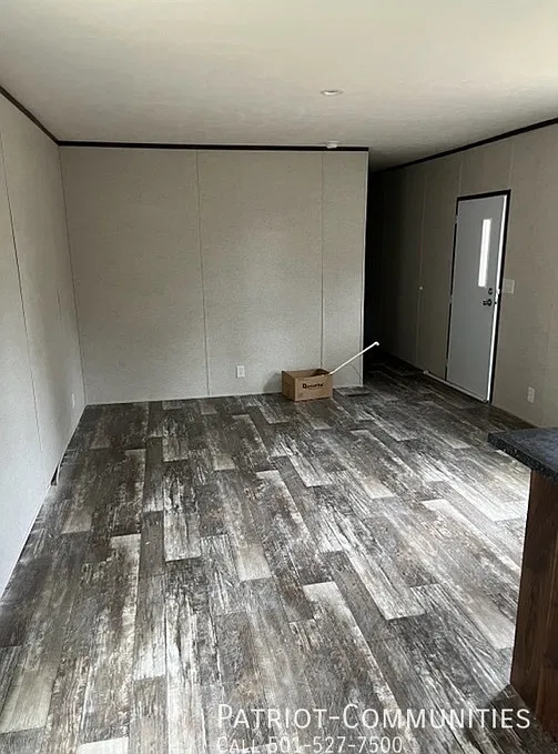 3 bed 2 bath - New Home! 2021 — Photo 3