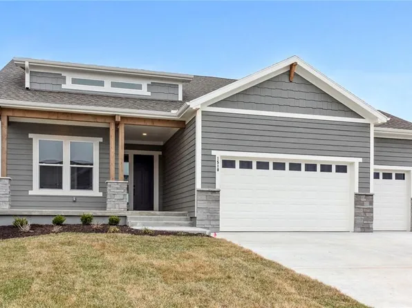 1510 SW Arbor Park Dr, Lees Summit, MO 64082