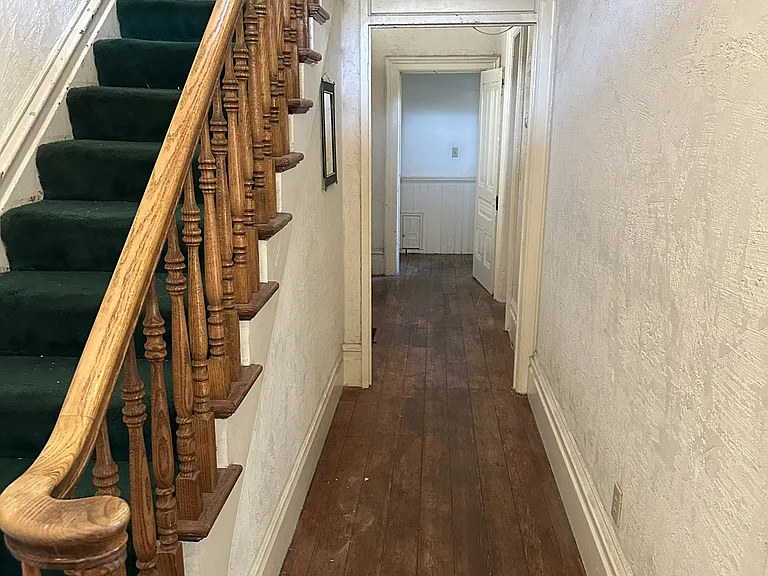 1626 Chestnut St — Photo 9