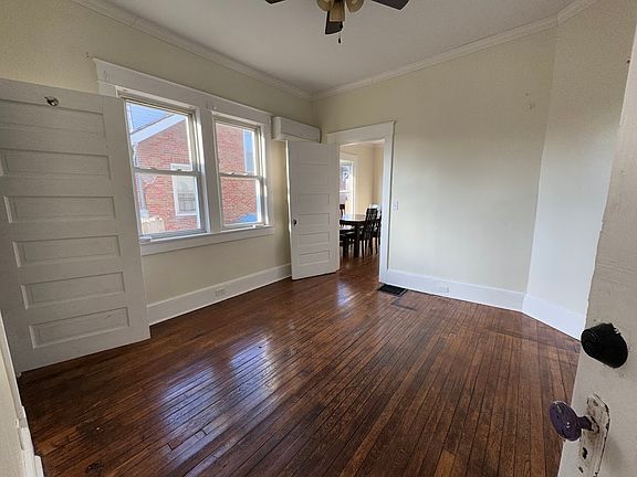 2nd image of 1233 E Center St