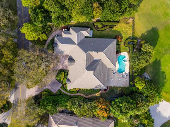 18065 SE Village Circle, Jupiter, FL 33469