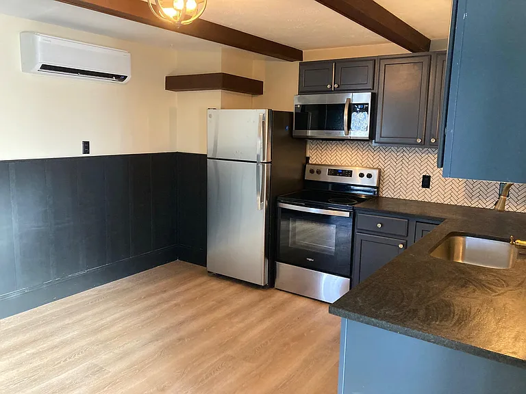 27 Westfield St #201 — Photo 5