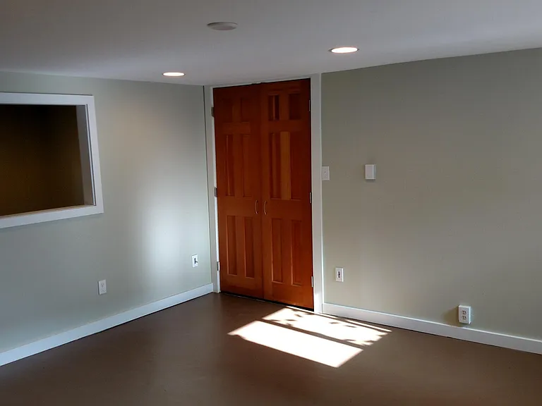 208 NW 46th St #D — Photo 5