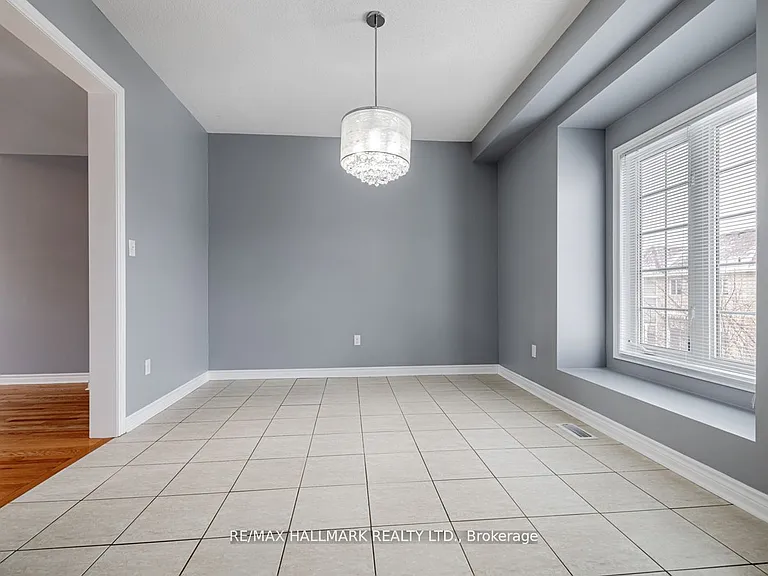 15 Old Colony Rd #10 — Photo 10