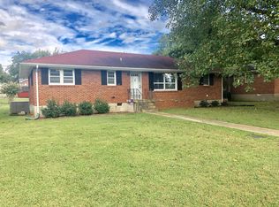 711 Orchard Dr, Fayetteville, TN 37334