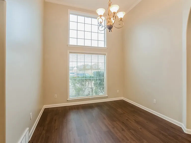 9893 Farmyard Dr — Photo 4