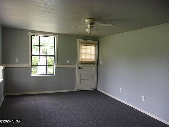 4th image of 406 E Wisconsin Ave