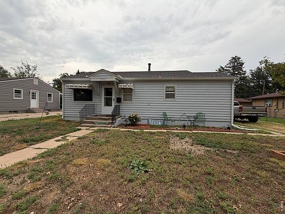2nd image of 711 Lincoln St