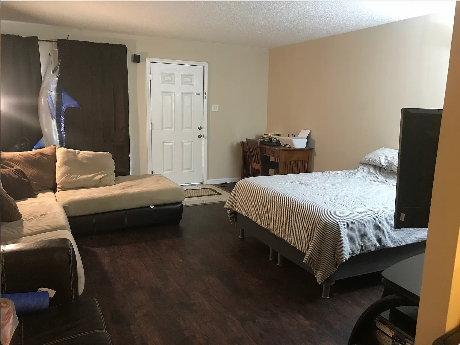 Studio, 520 sqft, $682 — Photo 2