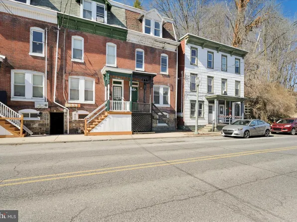 621 N Centre St, Pottsville, PA 17901