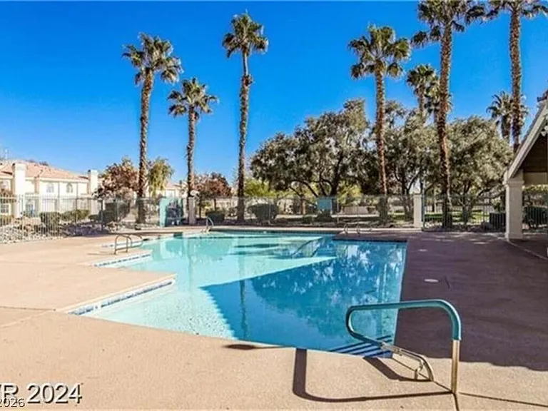8075 Teresita Ave — Photo 5