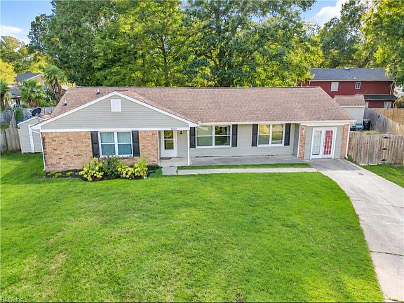 2nd image of 1805 Saranac Ct