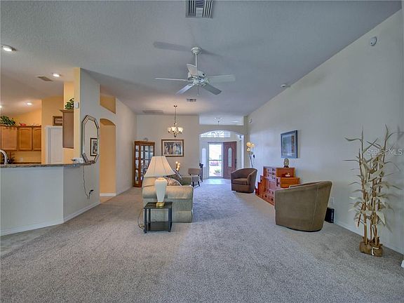 5th image of 12057 NE 51st Cir
