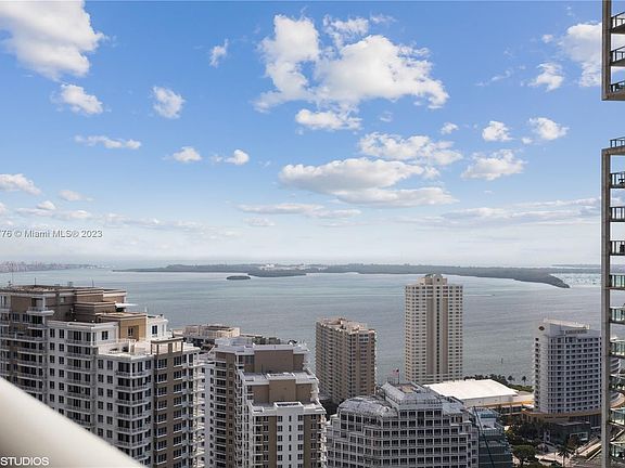 3rd image of 475 Brickell Ave APT 3709