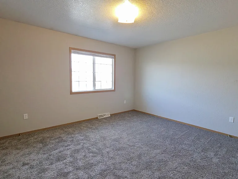 Valley Townhomes — Photo 13