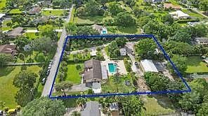 4th image of 13941 SW 22nd Place