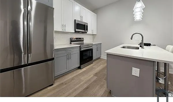 2 bed, $1,700 — Photo 4