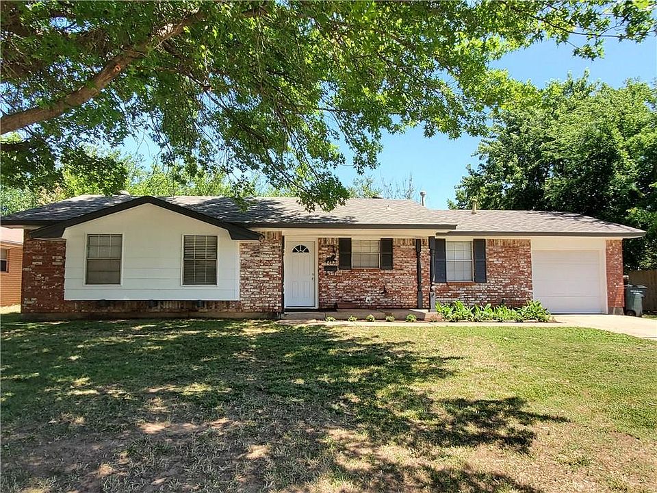 1st image of 4733 Princess Ln