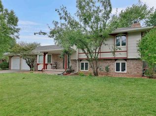 2323 N Winstead Cir, Wichita, KS 67226