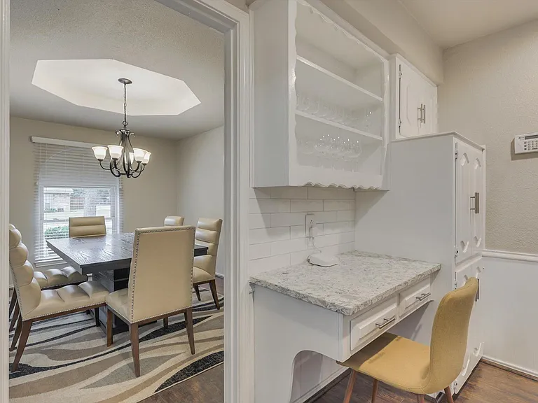 2116 Newcastle Cir — Photo 13
