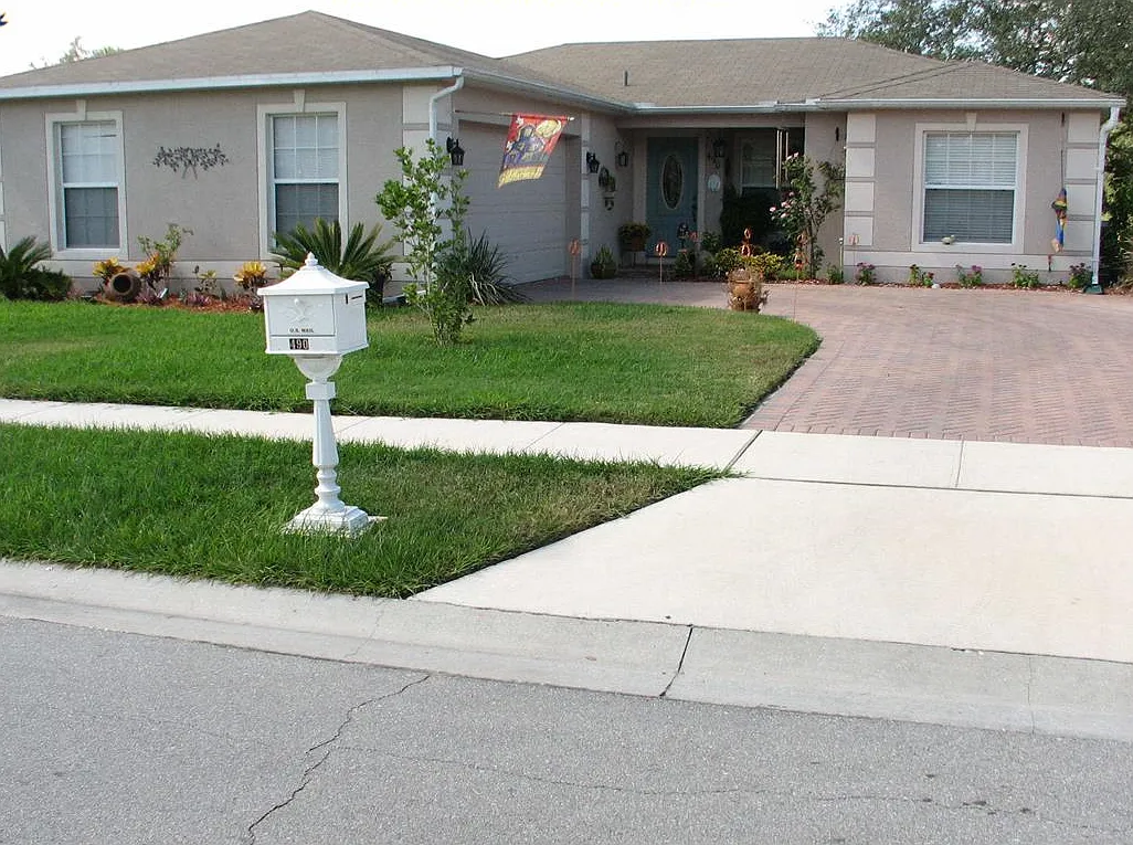 Beautiful 3 Bedrooms 2 Bath single family home Located in Ocoee FL!. — Photo 1