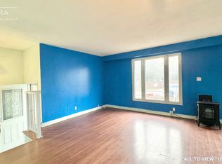 104 Capreol Ct #1, Oshawa, ON L1J6E6