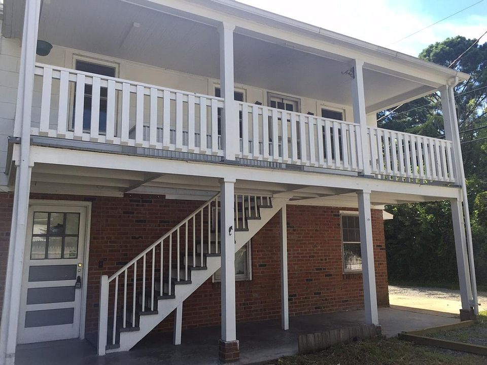 1st image of 141 Powhatan Pkwy #B