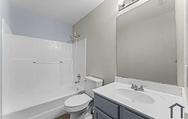 1817 Cedarbriar Dr — Photo 5