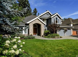 16822 SE 56th Pl, Bellevue, WA 98006