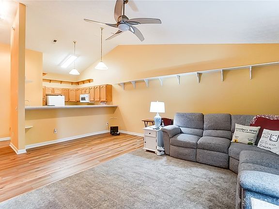 5th image of 4220 Vitek Dr