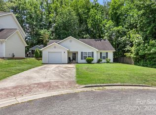 1702 Mission Oaks St, Kannapolis, NC 28083