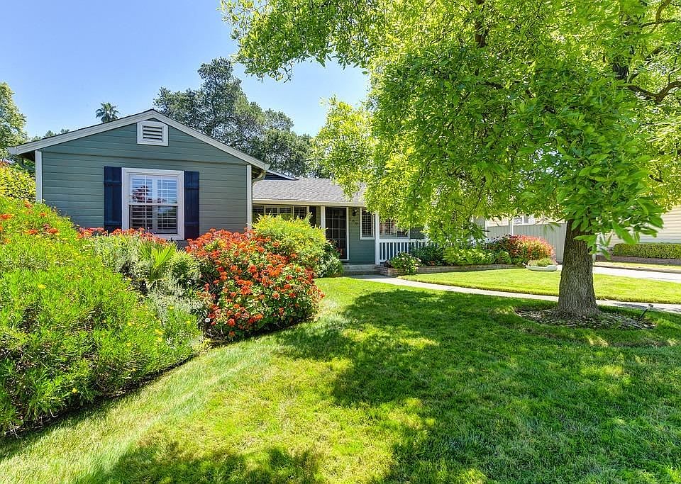 1st image of 780 El Encino Way
