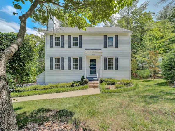 4555 Summerset Dr, Roanoke, VA 24018