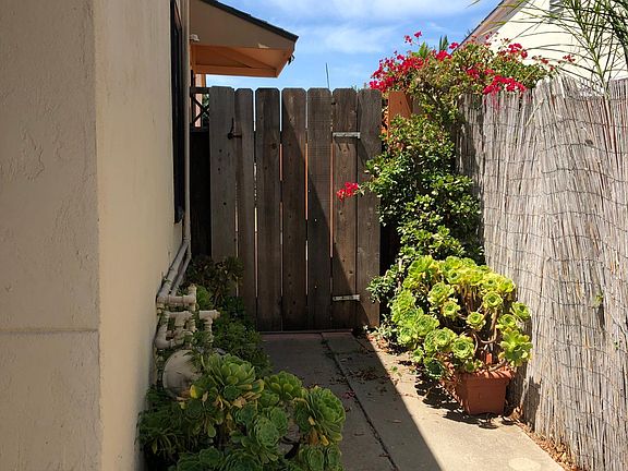 2nd image of 3081 Luna Ave