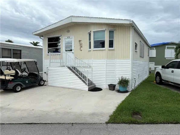 918 Nettles Blvd, Jensen Beach, FL 34957