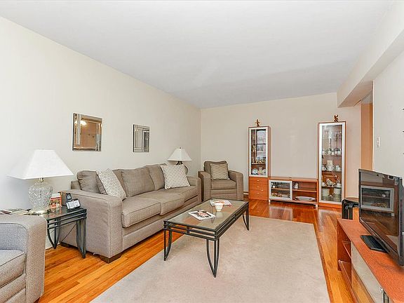 2nd image of 32-22 92nd St #204