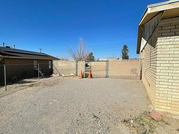 5th image of 105 La Fe Ave