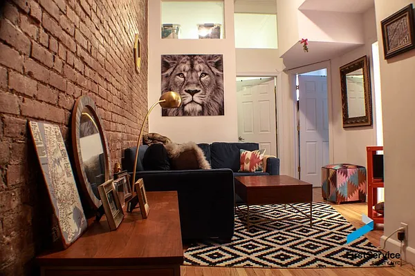 Rented by FirstService Realty (legacy) | media 8