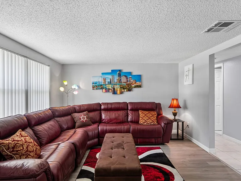 5719 Berlin Dr — Photo 1